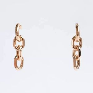 Clara Chain Link Drop Earrings!